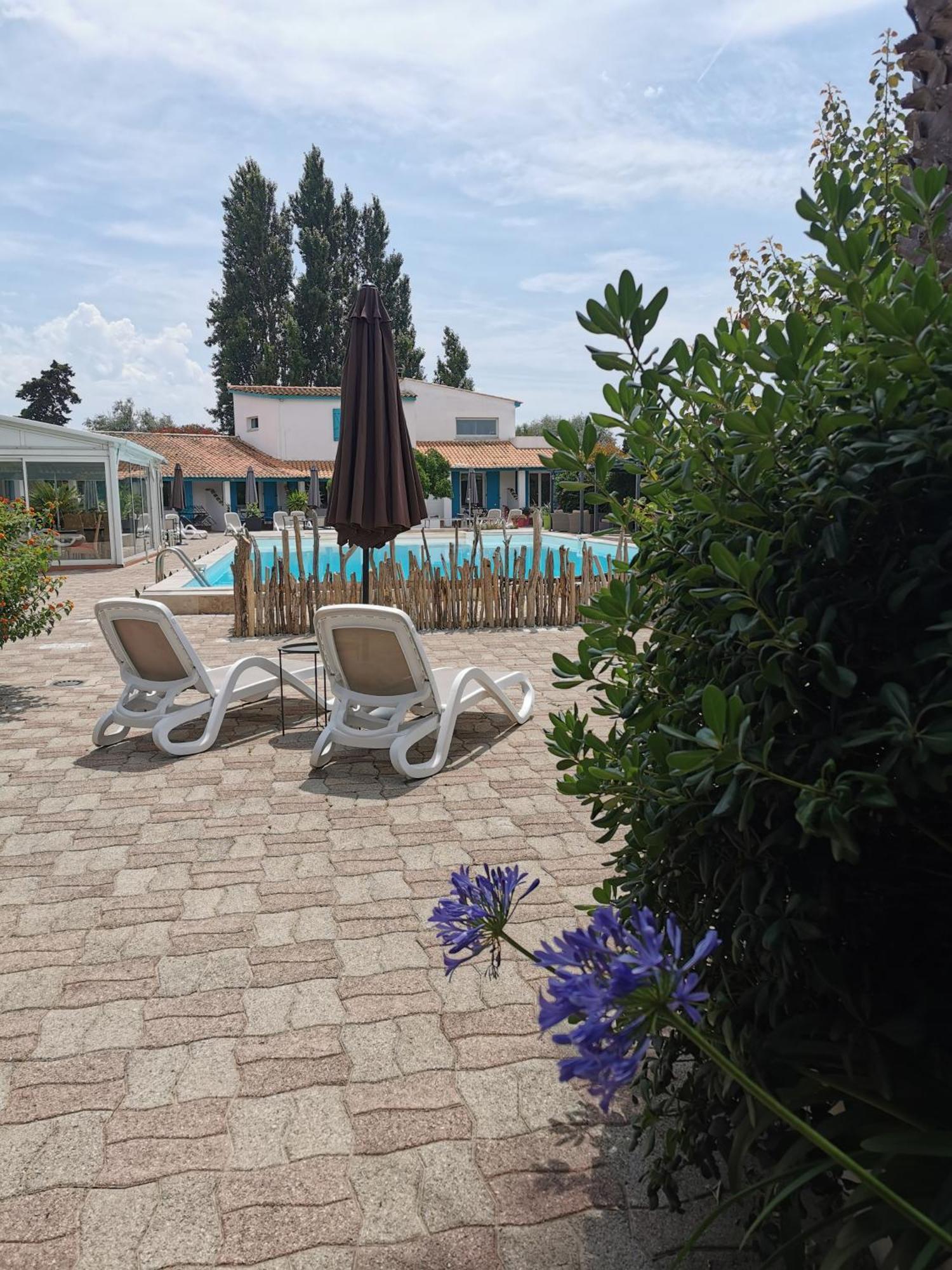 L'Auberge Camarguaise Saintes-Maries-de-la-Mer Eksteriør bilde